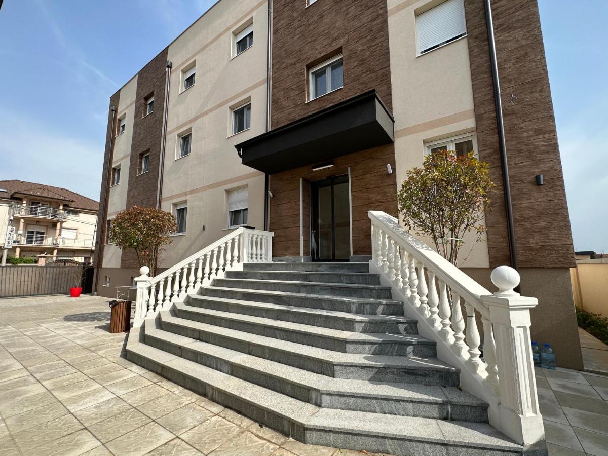 Kame Hotel Belgrade,贝尔格莱德凯美酒店 Ledine Экстерьер фото